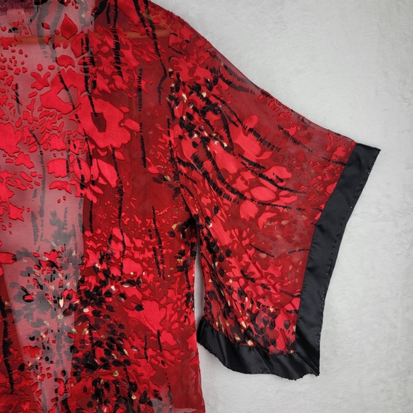 Simply Silk Cardigan Kimono 3/4 Sleeve Crop Open Front Red Black Floral Art - Picture 9 of 10